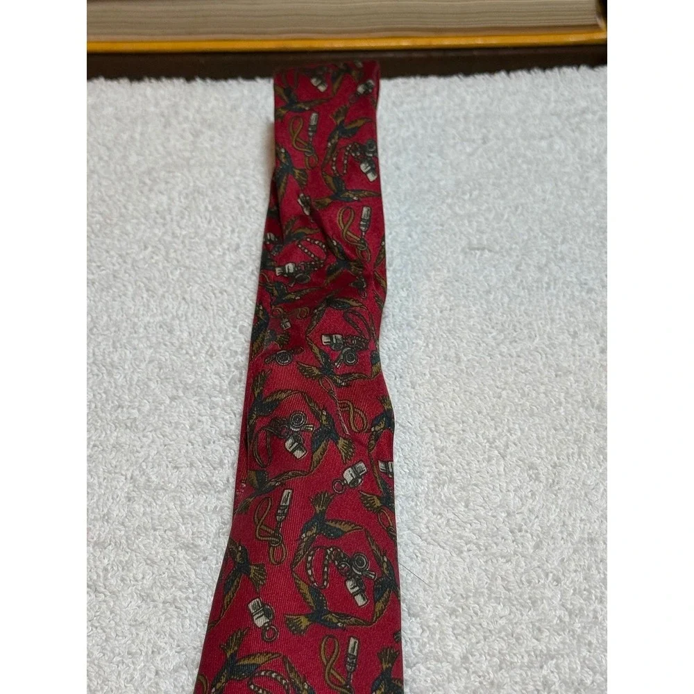 Fontana Di Trevi Red Silk Tie Equestrian Bird Hunting Horn Pattern Made in Italy